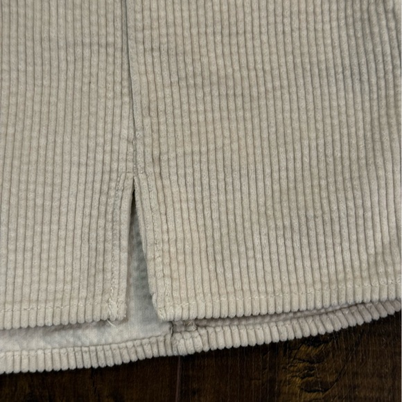 Women’s Aerie Corduroy Micro Mini Skirt Cream Size Small - Picture 7 of 9